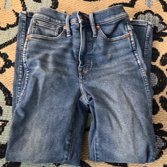 Madewell Stovepipe Jeans in Ditmas Wash - Picture 6 of 8
